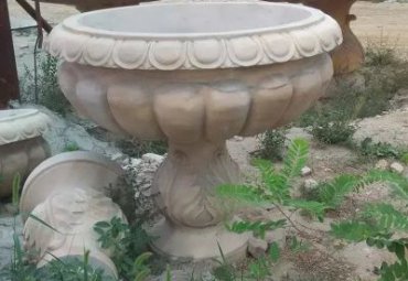 公司石雕花盆雕塑