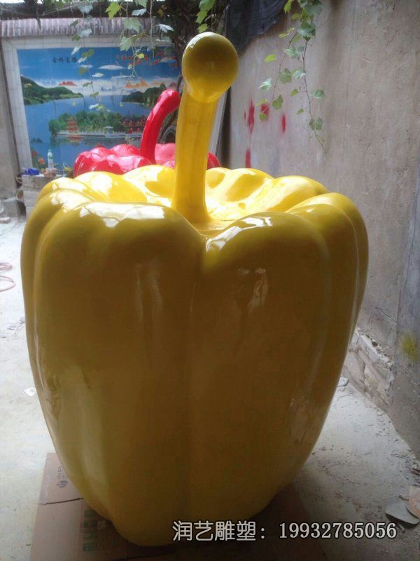 景区玻璃钢彩椒雕塑 景区玻璃钢彩椒雕塑