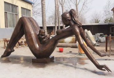 街道铜雕母子雕塑