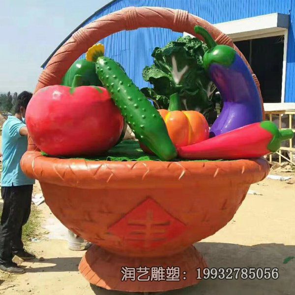 城市玻璃钢果篮雕塑 城市玻璃钢果篮雕塑