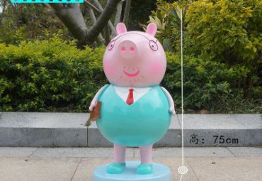 广场玻璃钢小猪佩奇雕塑