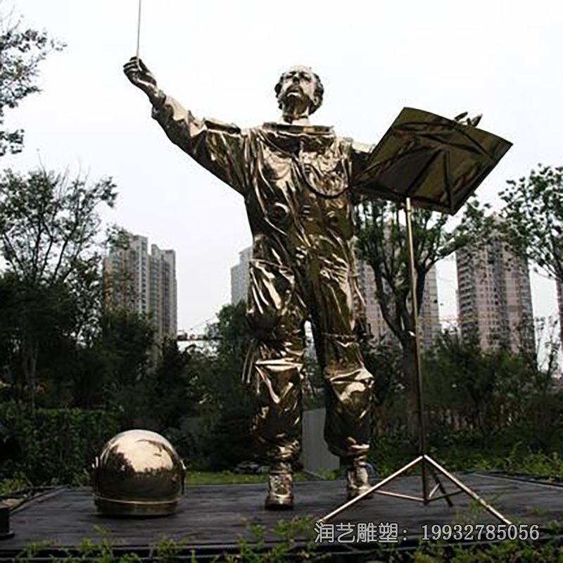 景区不锈钢演奏人物雕塑 景区不锈钢演奏人物雕塑