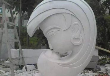 小区石雕抽象人物雕塑