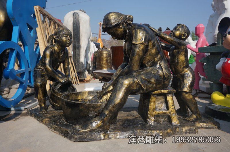广场铜雕孝顺人物雕塑 广场铜雕孝顺人物雕塑