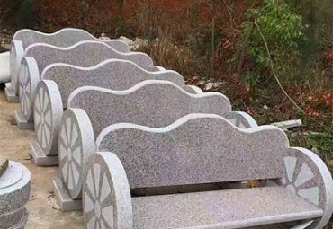 草坪石雕桌凳雕塑