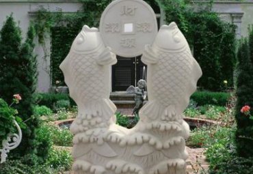 学校石雕鱼动物雕塑