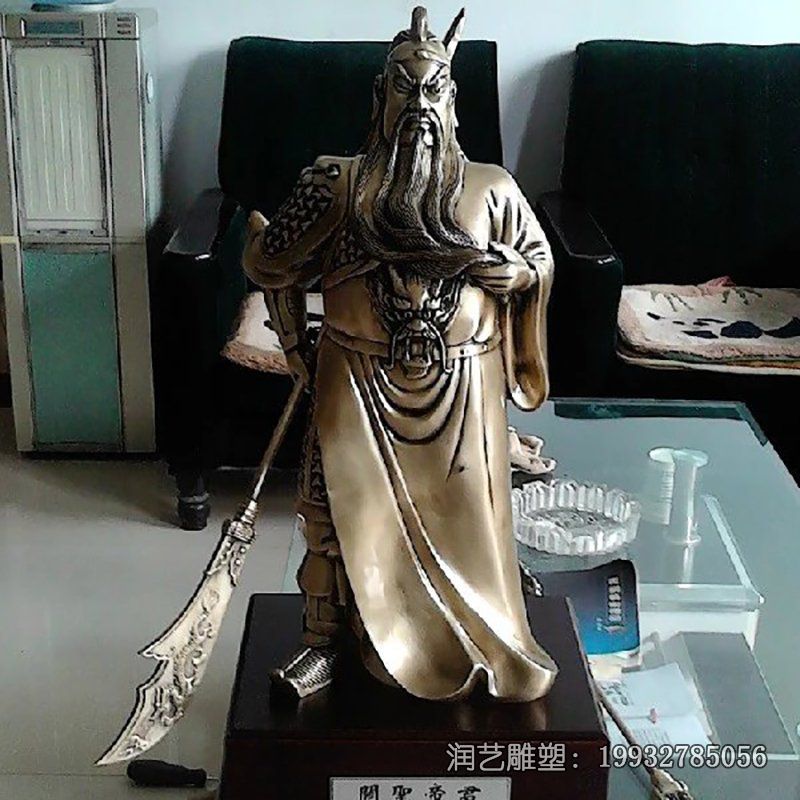 草坪铜雕关公雕塑 草坪铜雕关公雕塑