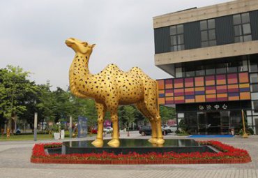 企业不锈钢骆驼雕塑