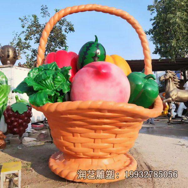 草坪玻璃钢果篮雕塑 草坪玻璃钢果篮雕塑