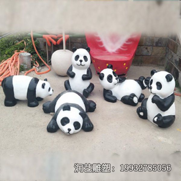 小区玻璃钢熊猫雕塑 小区玻璃钢熊猫雕塑