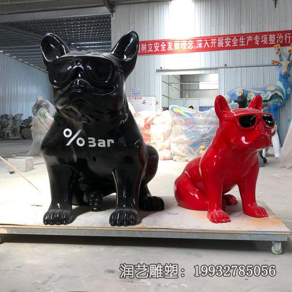 城市玻璃钢狗雕塑 城市玻璃钢狗雕塑