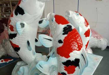 企业玻璃钢鱼雕塑