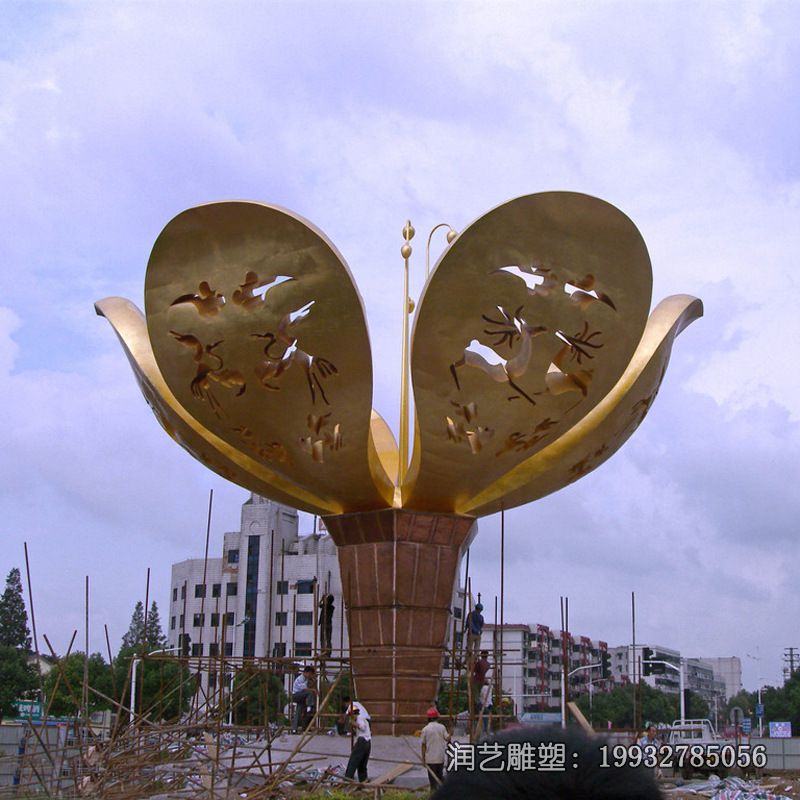 草坪不锈钢花雕塑 草坪不锈钢花雕塑