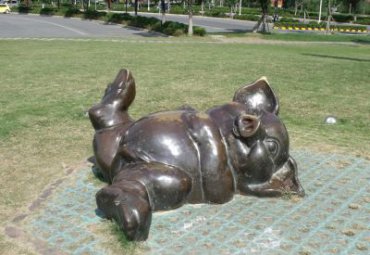园林铜雕猪动物雕塑