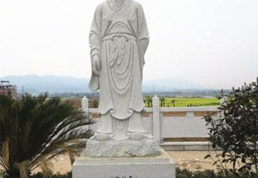 校园石雕张仲景雕塑