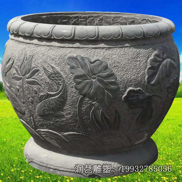 草坪石雕水缸雕塑 草坪石雕水缸雕塑