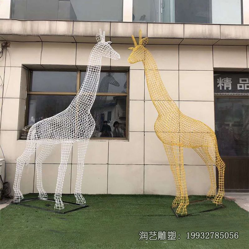 草坪不锈钢长颈鹿雕塑 草坪不锈钢长颈鹿雕塑