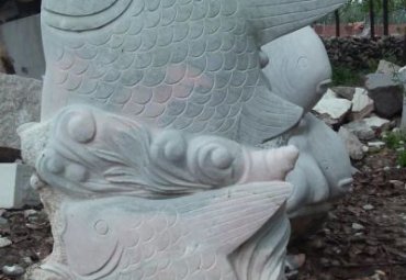 景区石雕鱼动物雕塑