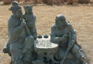 公园下棋人物铜雕