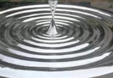 商场不锈钢水滴雕塑