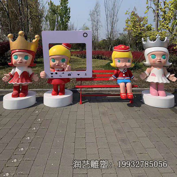 广场玻璃钢公仔雕塑 广场玻璃钢公仔雕塑