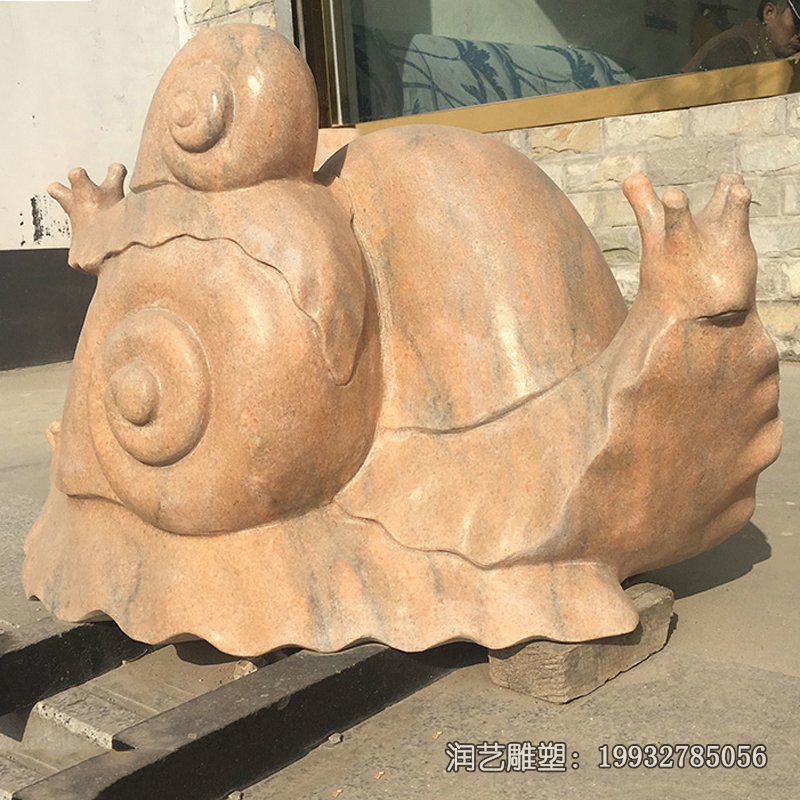 学校蜗牛动物石雕 学校蜗牛动物石雕