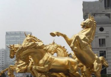 游乐场马铜雕