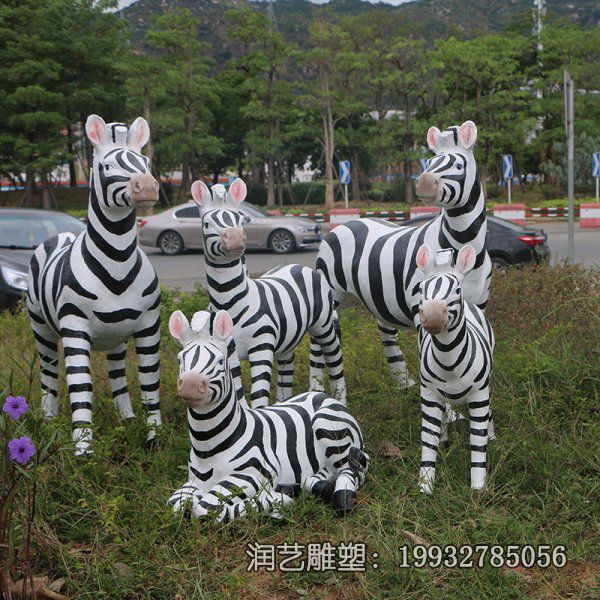 城市玻璃钢斑马雕塑 城市玻璃钢斑马雕塑