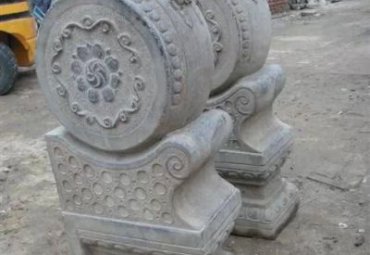 商场门墩石雕