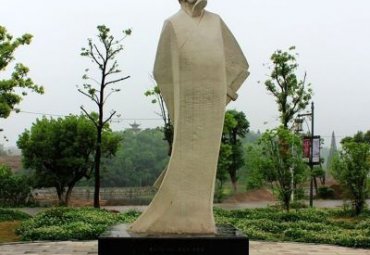 广场李白石雕