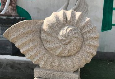 企业海螺景观石雕