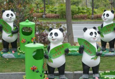 广场玻璃钢垃圾桶雕塑
