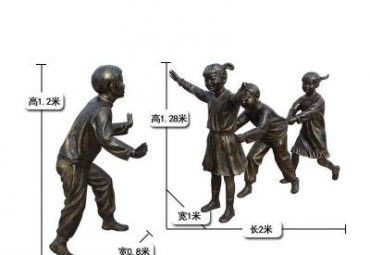 公园老鹰捉小鸡铜雕