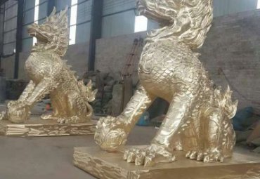 景区麒麟动物铜雕