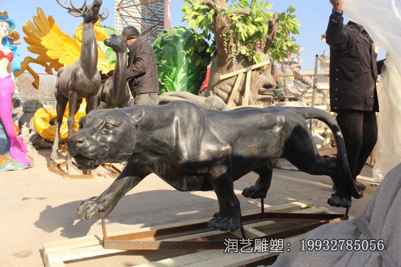 商场猎豹铜雕 商场猎豹铜雕