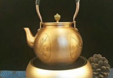 草坪茶壶景观铜雕