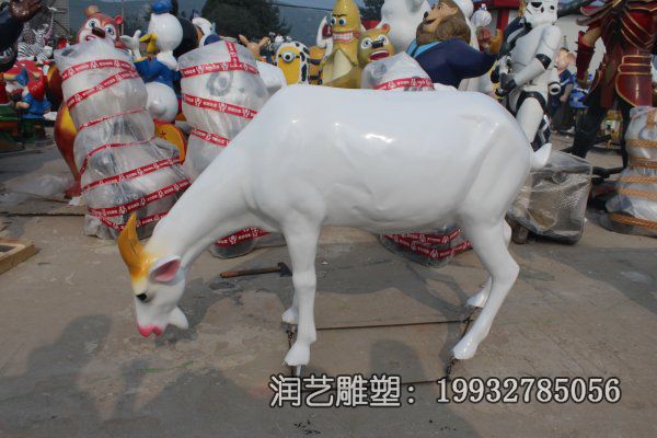 医院玻璃钢羊雕塑 医院玻璃钢羊雕塑
