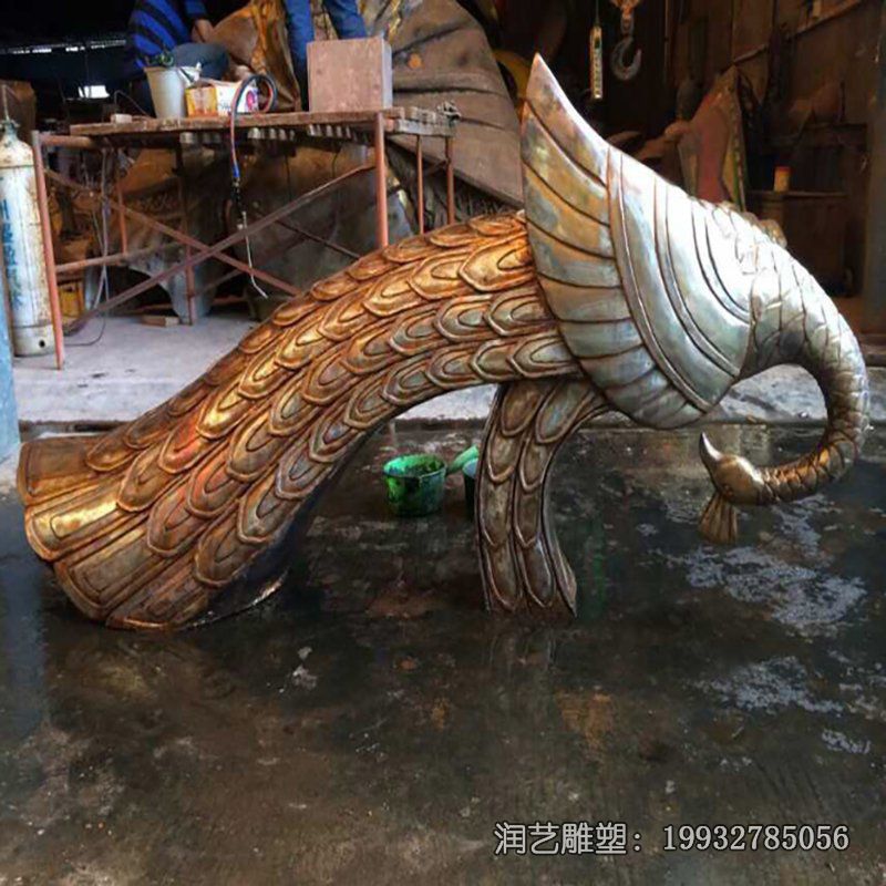 城市孔雀动物铜雕 城市孔雀动物铜雕