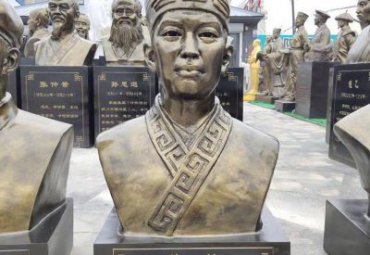 商业街蔡伦铜雕
