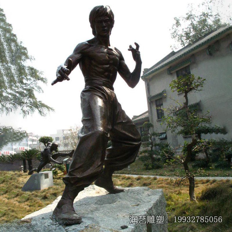 公园李小龙人物铜雕 公园李小龙人物铜雕
