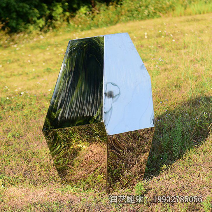 草坪不锈钢石头雕塑 草坪不锈钢石头雕塑
