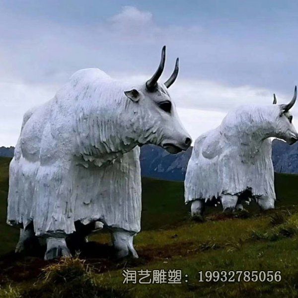 小区玻璃钢牛雕塑 小区玻璃钢牛雕塑