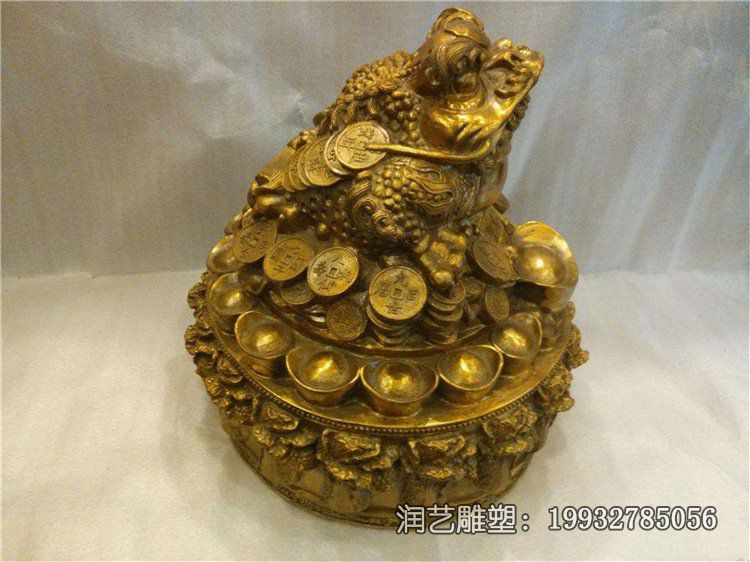 商业街金蟾铜雕 商业街金蟾铜雕