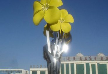 医院不锈钢花雕塑