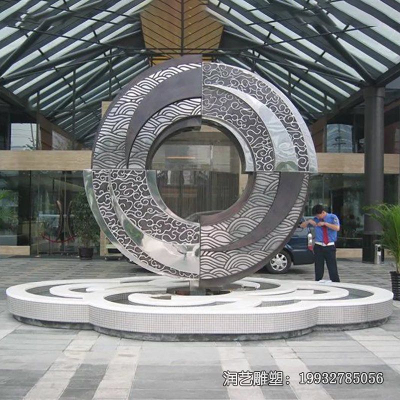 草坪不锈钢圆环雕塑 草坪不锈钢圆环雕塑