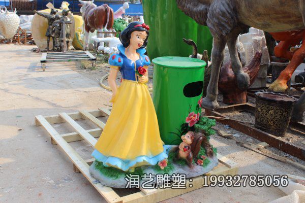 学校玻璃钢垃圾桶景观雕塑 学校玻璃钢垃圾桶景观雕塑