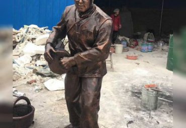 商场少数民族铜雕