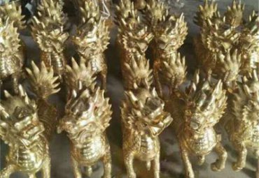 小区麒麟动物铜雕