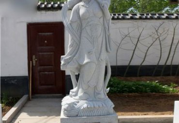 学校八仙过海人物石雕