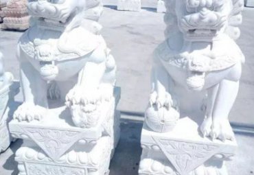 商业街狮子动物石雕